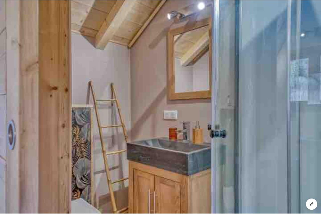 Mazot Savoyard Situe A 25 Kms De Chamonix Villa Saint-Gervais-les-Bains Luaran gambar